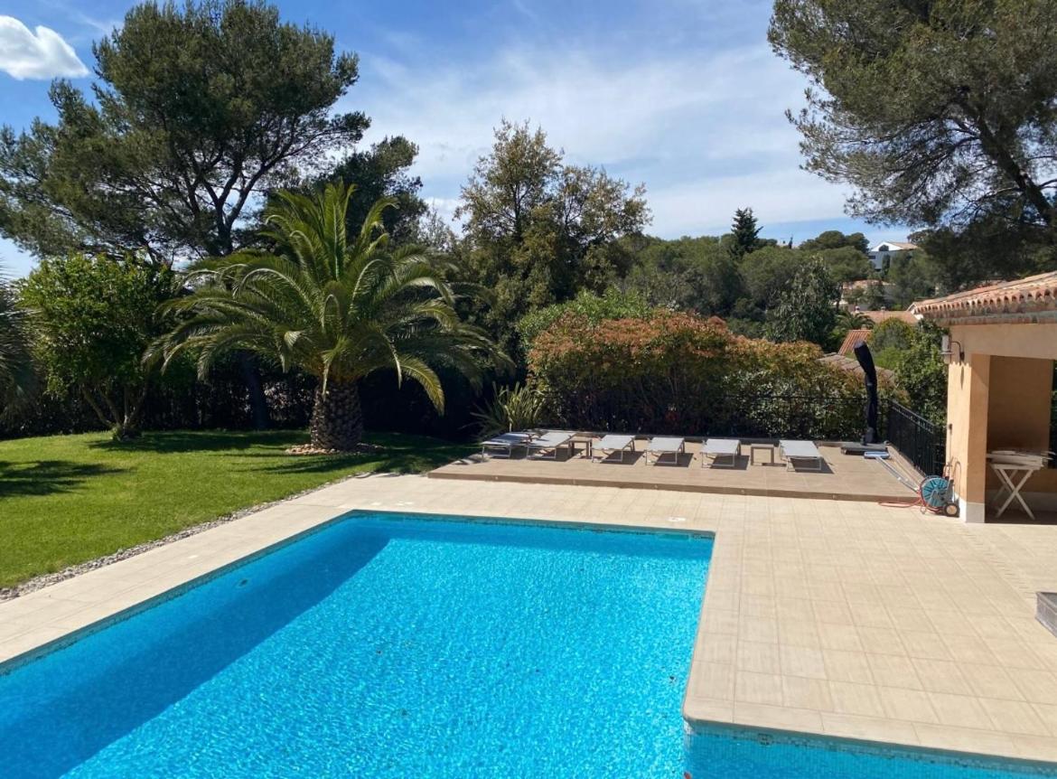 Belle Villa Dans Clos Prive - Saint Raphael Boulouris Exterior photo