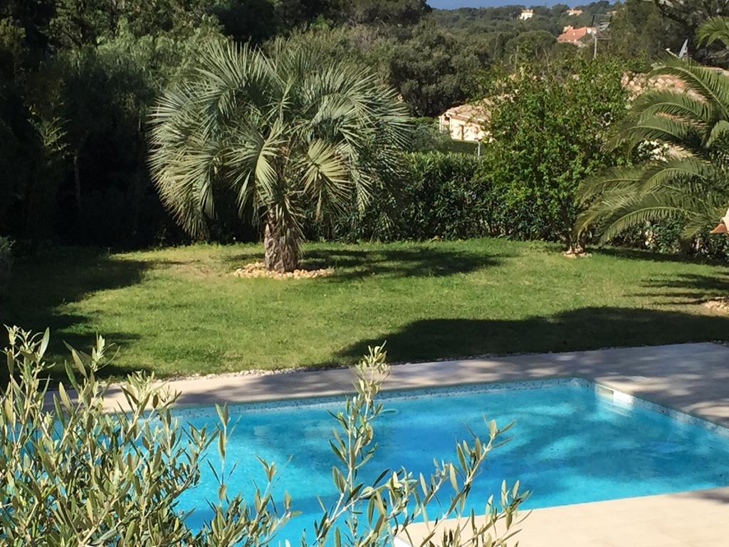 Belle Villa Dans Clos Prive - Saint Raphael Boulouris Exterior photo